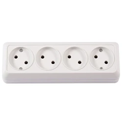 Наружная четверная розетка Luxel OPERA (2015) белая