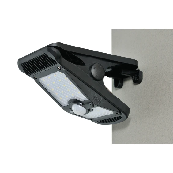 Світлодіодний світильник Luxel на сонячних батареях з датчиком руху IP44 15W (SSWl-11C)