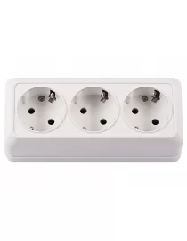 Наружная тройная розетка с заземлением Luxel OPERA (2014) белая