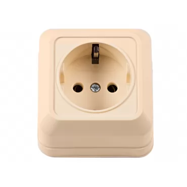 Наружная розетка с заземлением Luxel OPERA (2304) кремовая