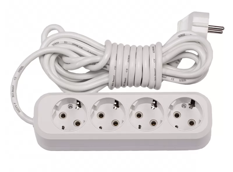 4 гнізда 3М із заземлюючим контактом (7153)