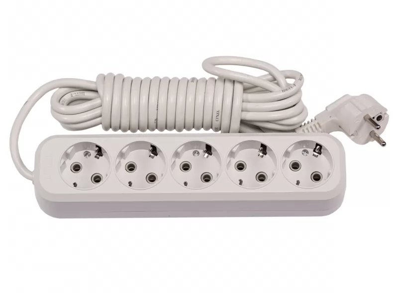 5 гнізд 3М із заземлюючим контактом (7173)