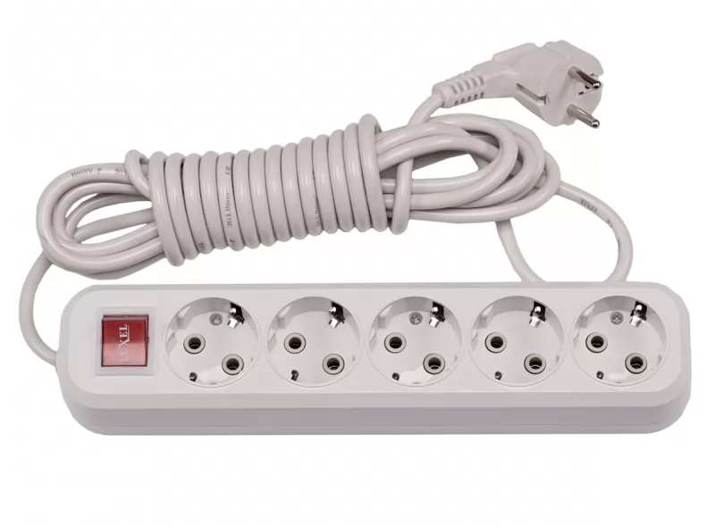 5 гнезда 3М с заземляющим контактом и выключателем (7273)